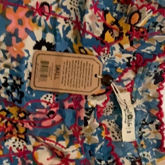 Natural Life top multi floral - Picture 3 of 3